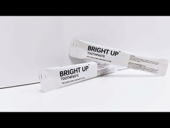 Kleine minihotel reizende tandpasta met milieuvriendelijke rekupereerbare document sachetverpakking