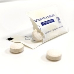 De Groottetanden die van de hotelreis van het de Slechte ademvlekkenmiddel van de Tabletten de Stevige Tandpasta Organische Munt van de de Mondspoelingspil witten