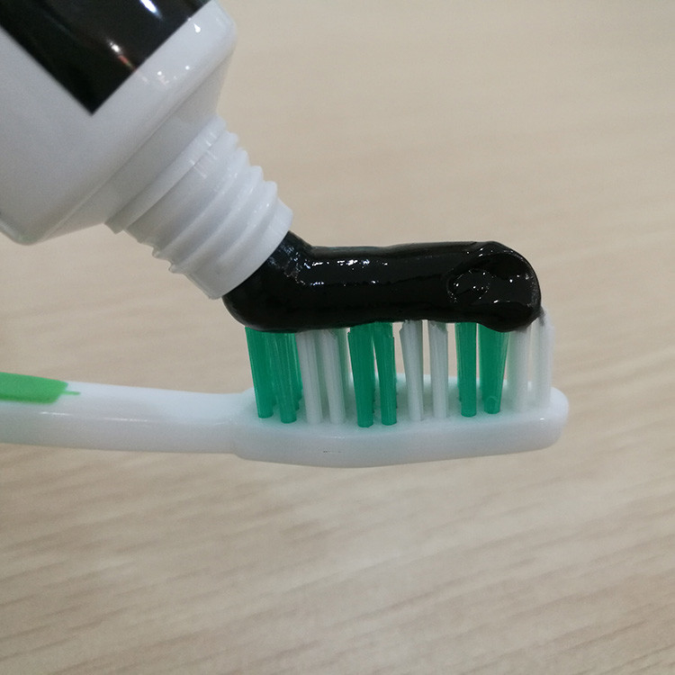 GMP Tanden die Uittreksels van het de Komijnzaad van Miswak van de Tandpastatandenborstel de Vastgestelde Organische Kruiden Zwarte witten