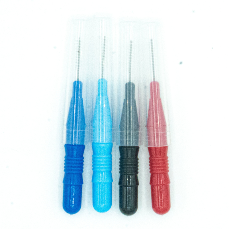 De kleurrijke Tandenstoker deed het Interdental Borstel Mondelinge Zorg Schoonmaken voor Huis in dozen