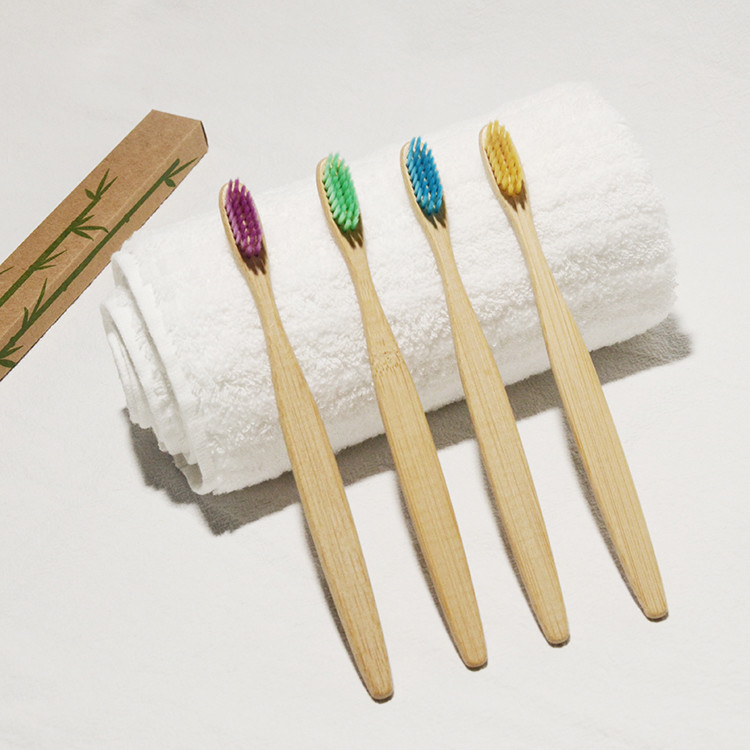 Mondelinge van de de Houtskooltandenborstel van het Zorg Kleurrijke Bamboe Groene Plastic Vrije OEM